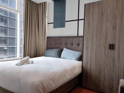 Level 55 KLCC VIEW 3BR At Sky Suites @ KLCC - image 8