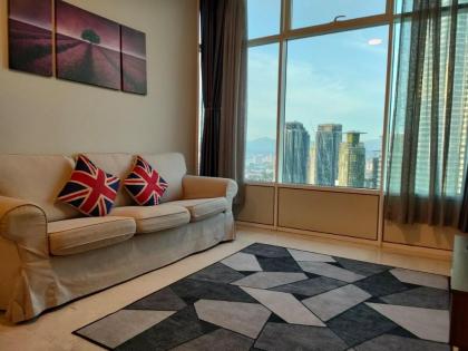 KLCC VIEW 3-Bedroom City Center @ KLCC - image 4