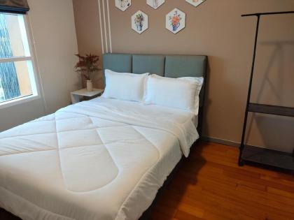 Level 49 City Center KLCC View 3BR @ KLCC - image 2