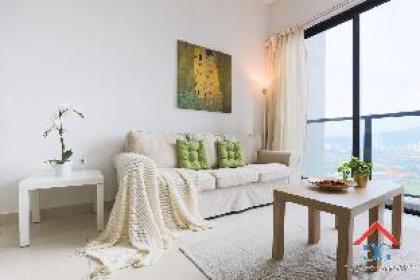 Astoria Ampang - White Nature 2BR Condo - image 3