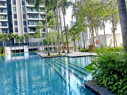 Citizen Suite 8Pax MID VALLEY OLD KLANG ROAD KL - image 25