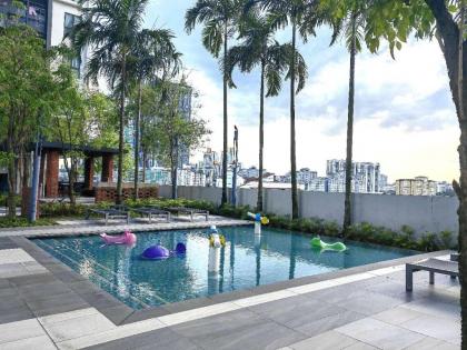 Citizen Suite 8Pax MID VALLEY OLD KLANG ROAD KL - image 28