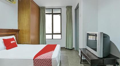 OYO 90780 J Hotel Bukit Bintang - image 30