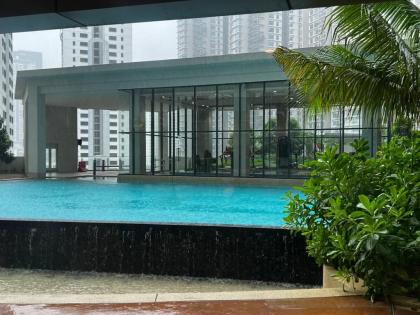 Mont Kiara Ooak 163 mall CosyStay1-7Pax Netflix - image 7
