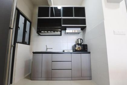 Central Of Old Klang Road @ 7mins to Mid Valley - image 24