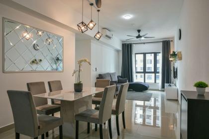 PlayStaytion Centura 3 Bedroom 2 Bathroom by RBNB Kuala Lumpur 
