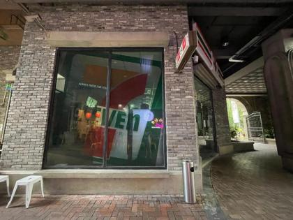 Studio Loft@Empire Damansara(Free Wifi & Parking) - image 25