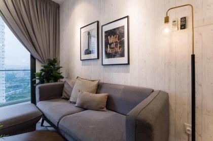 Family-friendly APT 3BR Above Mall-PoolGym MITEC - image 25
