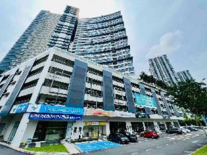 NEW Condo in Puchong 3R2B 5-8pax(Corner unit) - image 19