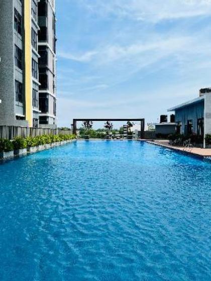 Le Pavilion Premium Suite Condo in Puchong - image 20