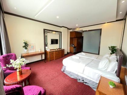 Kingston Hotel - image 23