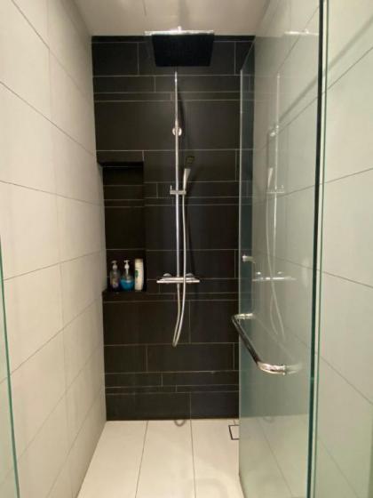 Luxury Serviced Apartment (Anggun) near KLCC - image 28