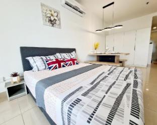 First Subang 4 Guest Studio Subang Jaya Courtyard - main image