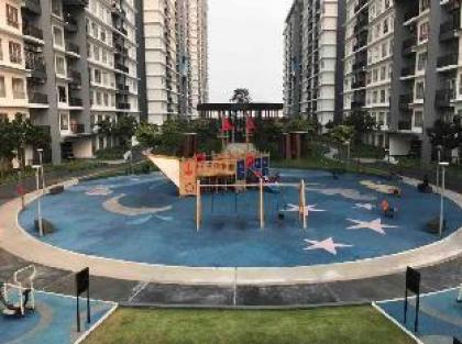 BSP21 Bandar Saujana Putra FR Homestay Jenjarom - image 2