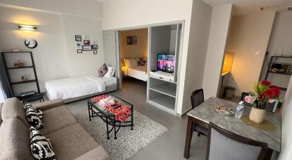 Rihanna service suite at times square - image 28