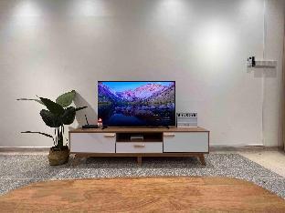NEW! Landed PJ  Gathering  Holiday  Netflix - image 4