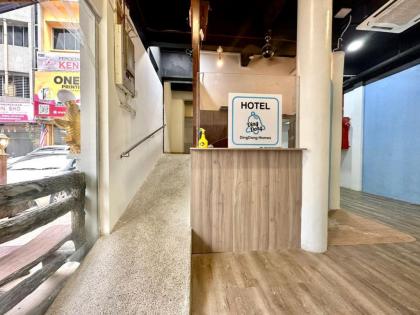 DingDong Homes Hotel - image 3
