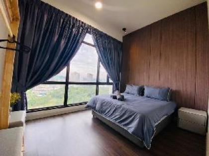 Premium Staycation BJ#7【stay 8】3rooms+Studio Unit - image 2