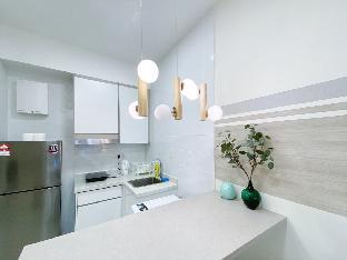 Modern Stlye 2BR Suite@Arte Mont Kiara @near Mitec - image 6