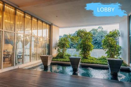 Superb Infinity Pool at Regalia Kuala Lumpur - image 26