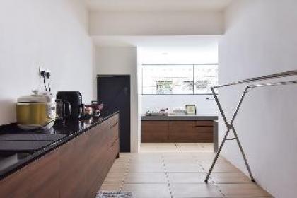 A Comfy 3BR Home Near MRT Sunway Medical Centre - image 5