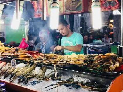 One Year Summer Hostel Jalan Alor - image 21