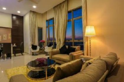 Shaftsbury Residence Cyberjaya with free parking & Netflix - image 21