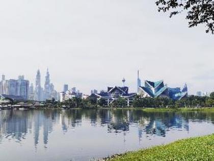 KLCC view | PWTC HKL near MRT 8px family - image 20