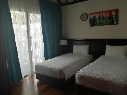 AVANI SEPANG GOLDCOAST RESORT FAMILY SUITE - image 6