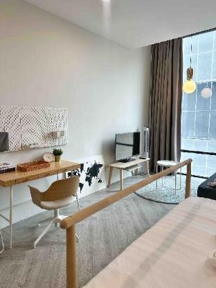 Muji Studio 1-3pax Netflix Wi-fi Empire Damansara - image 3