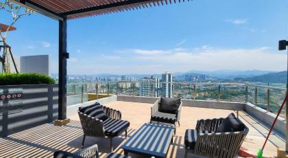 Neu Suites @ 3rdNvenue by Perfect Host - image 21