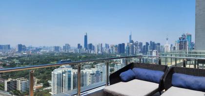 Neu Suites @ 3rdNvenue by Perfect Host - image 29