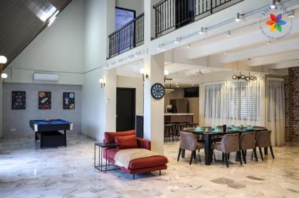 KL Townhouse Villa by LilyandLoft 