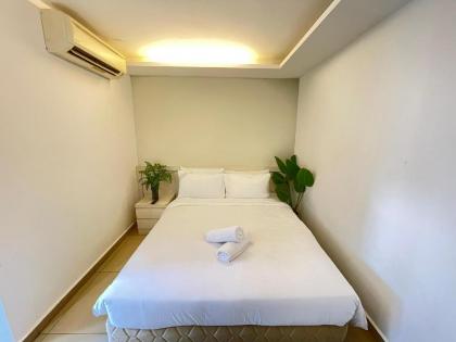 Swing & Pillows - Sungai Wang Hotel Bukit Bintang - image 23