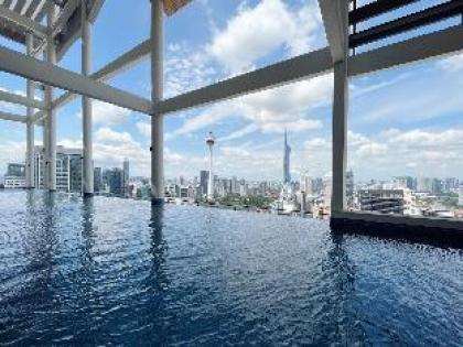Colony by Infinitum Studio Room With KLCC View - image 9