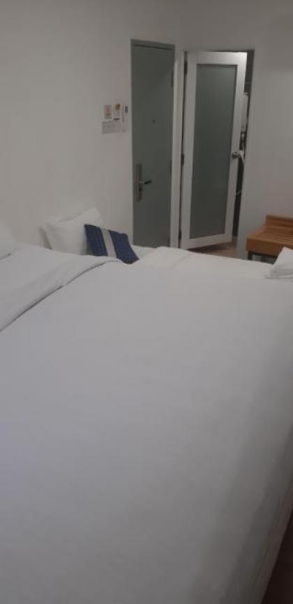 SAND HOTEL - image 5