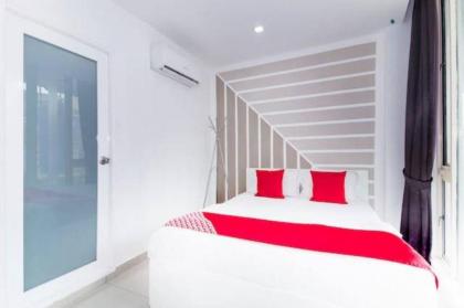 SAND HOTEL - image 6