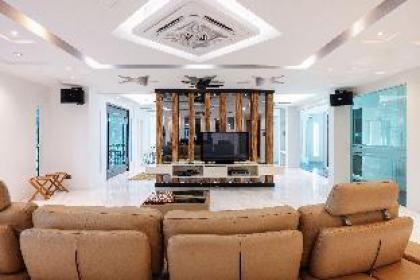 13R8B 42Pax 25000 sq.ft Pool Villa @ PJ By Verano