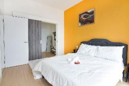 Central & Cozy 2BR Continew Apt Near IKEA and TRX - image 5