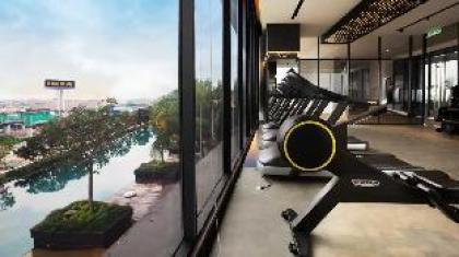 Central & Cozy 2BR Continew Apt Near IKEA and TRX - image 9