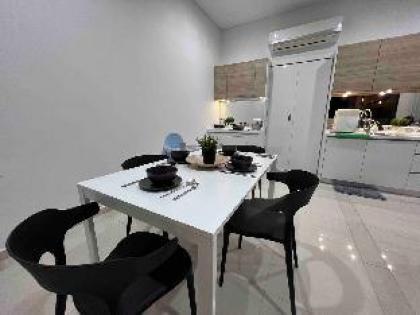 1-4pax Desa parkcity cozy suite (Eat Play Live) - image 11