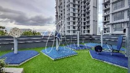 One Cochrane Premier Suites by BlueBanana - image 6