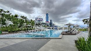One Cochrane Premier Suites by BlueBanana - image 7