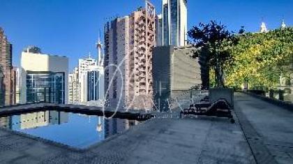 Pavilion Luxury Signature Suites by BlueBanana - image 6