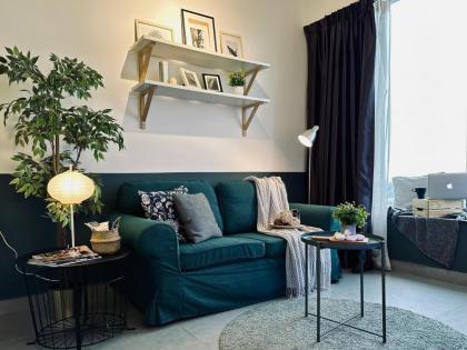 Cozy Kanvas Soho Suites - image 23